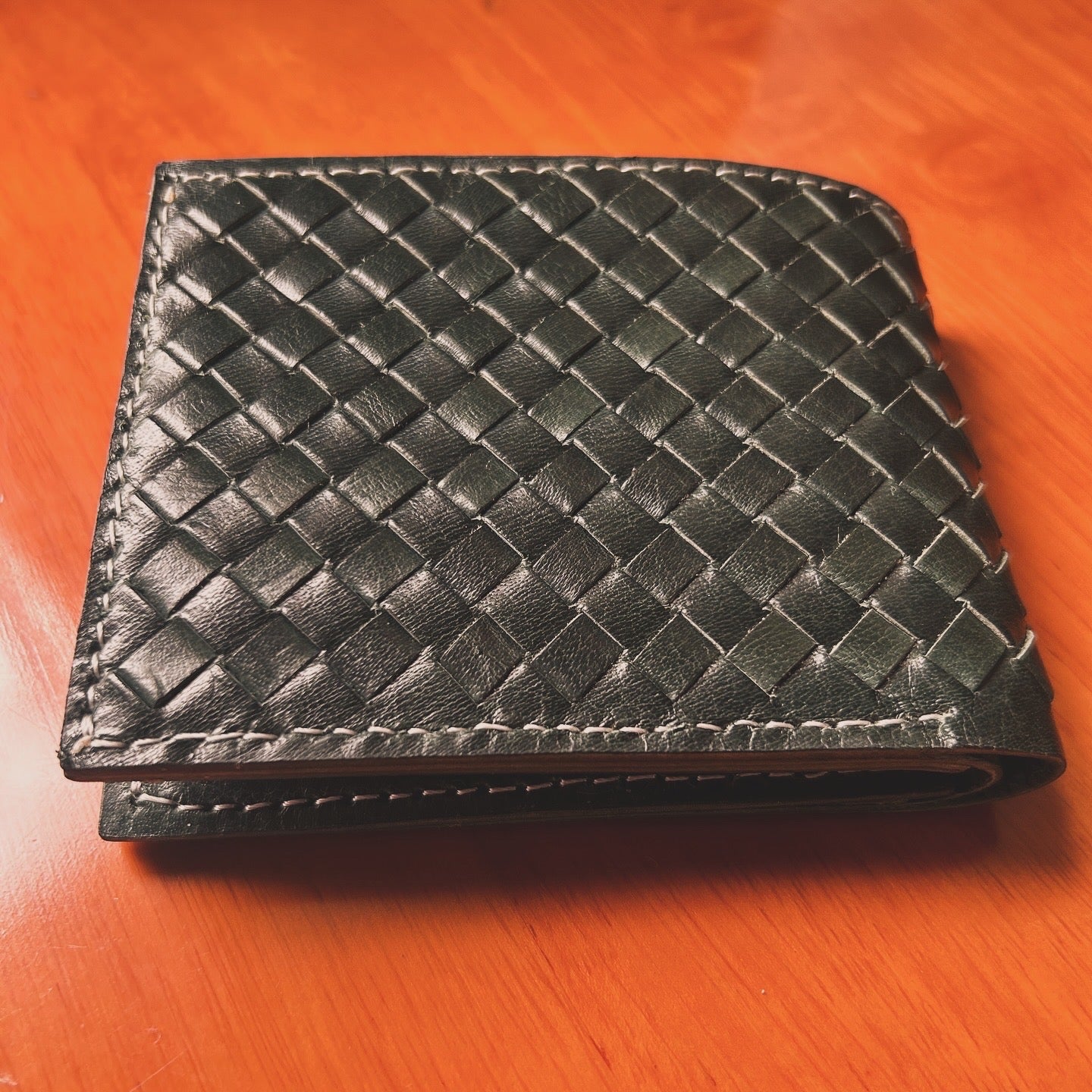 Intrecciato leather wallet