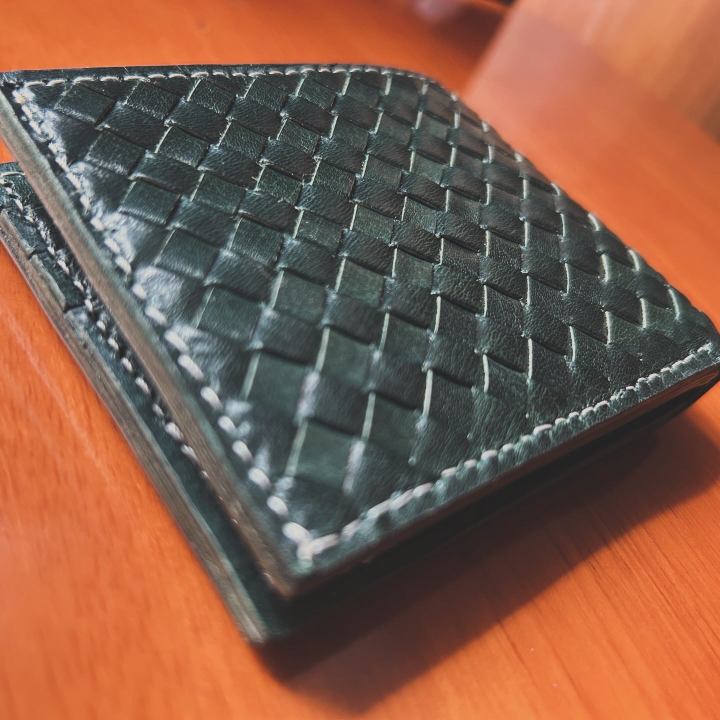 Intrecciato leather wallet