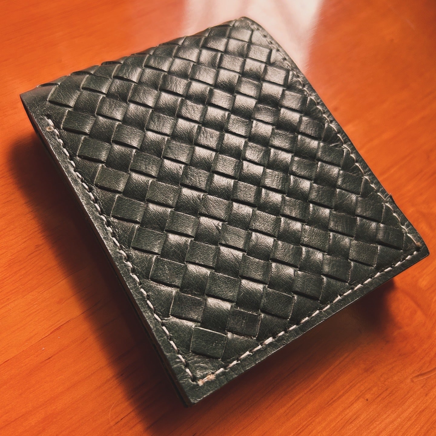 Intrecciato leather wallet