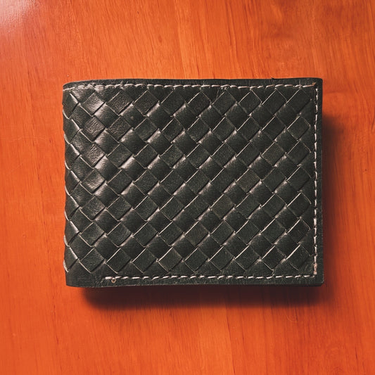 Intrecciato leather wallet